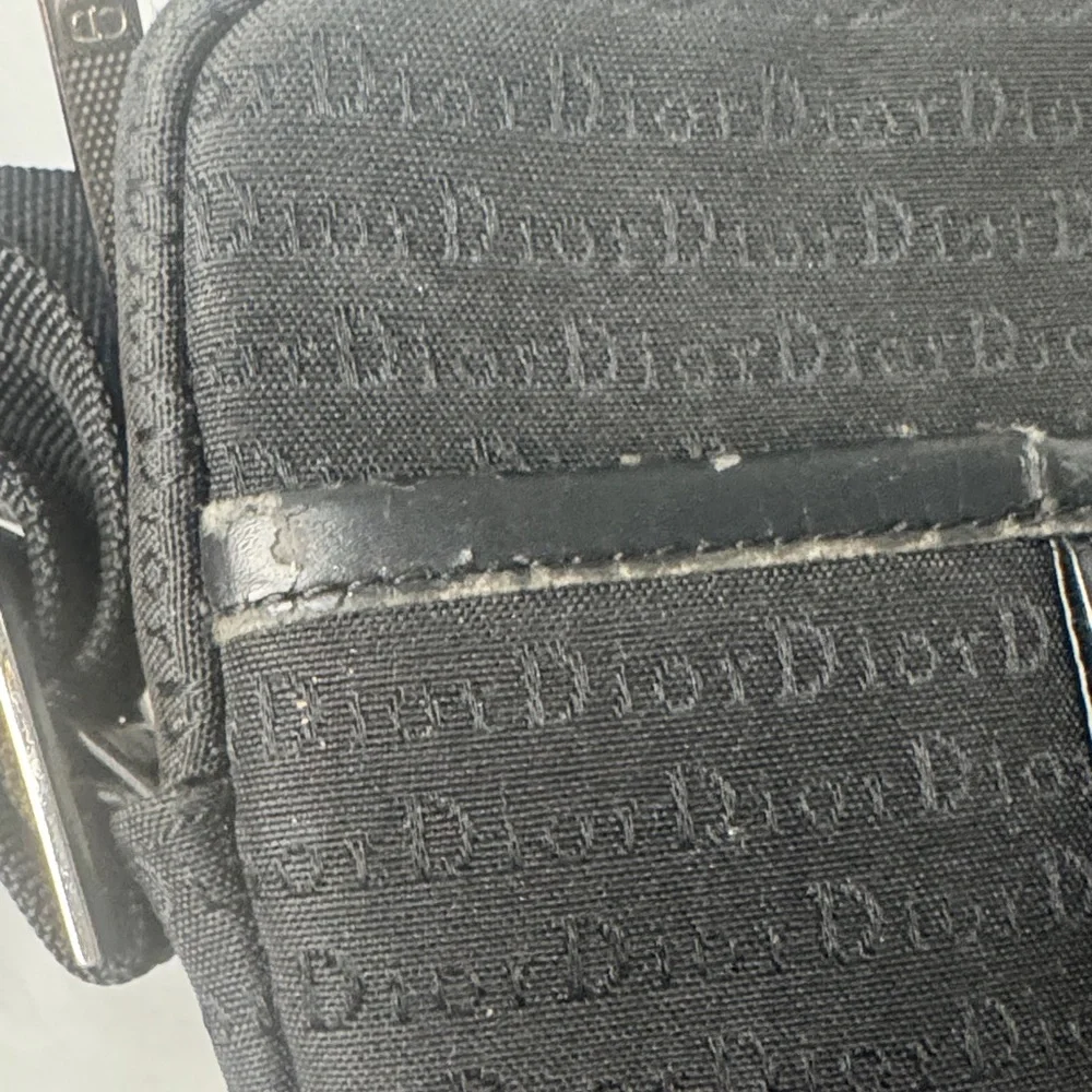 CD ☝️✨ Authentic Christian Dior Black Canvas Crossbody Bag ✨